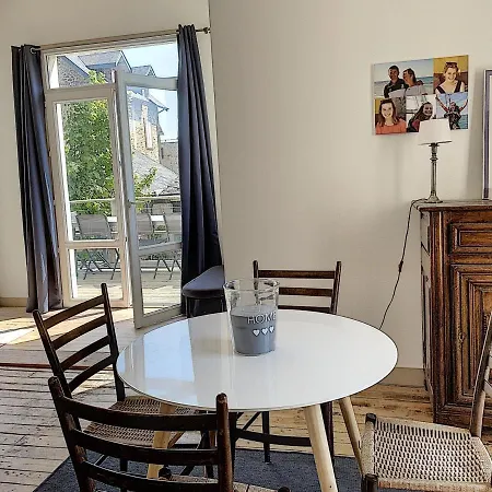 Maison Carolles, 7 Pieces, 9 Personnes - Fr-1-361-370 度假居 *