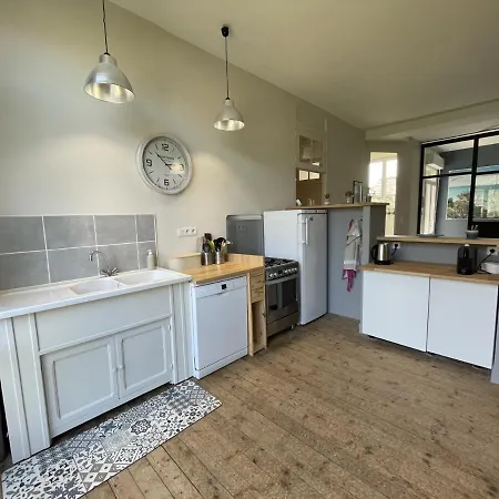 Maison Carolles, 7 Pieces, 9 Personnes - Fr-1-361-370 *